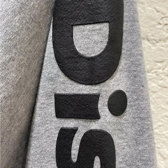 Discord mens size XL sweatshirt. In like new condition. Dotexe brand - Picture 4 of 11